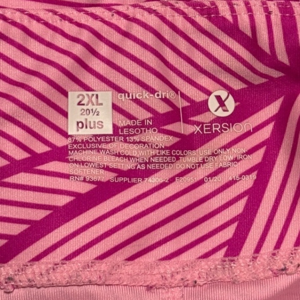 Xersion Womens 2XL Plus Pink Geometric Quick-Dry Cropped Leggings Mesh Panels - Picture 2 of 5